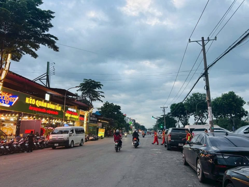 Đất mặt tiền đường số 8 quận Bình Tân 96m² giá 11.4 tỷ - Vị trí siêu đẹp, thuận tiện kinh doanh!