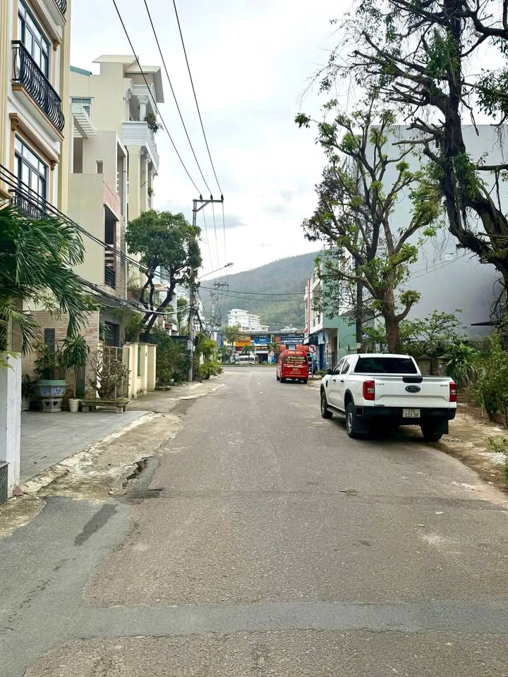 Đất mặt tiền đường Cần Vương Quy Nhơn 110m² giá 15.5 tỷ - Thích hợp kinh doanh!