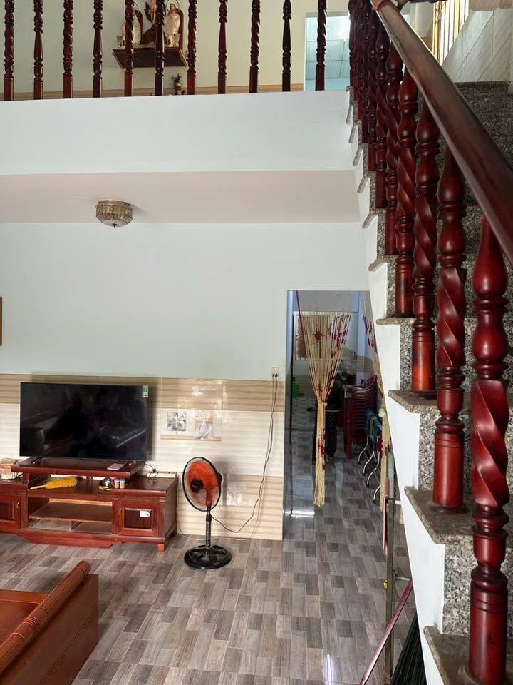 Nhà đẹp hẻm 580 Tôn Đức Thắng, Sóc Trăng 101m² giá 1.2 tỷ - Nhà mới rộng rãi, chính chủ!