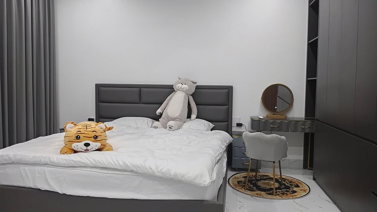 Nhà cho thuê 4 tầng Đông Vệ 3PN giá thỏa thuận - An ninh tuyệt đối, đầy đủ tiện nghi!