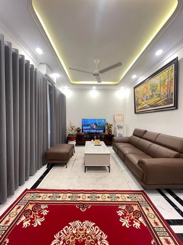 Nhà 2 tầng Võng La Đông Anh 55m² giá 3.3 tỷ - Hàng hiếm, sổ đỏ chính chủ!