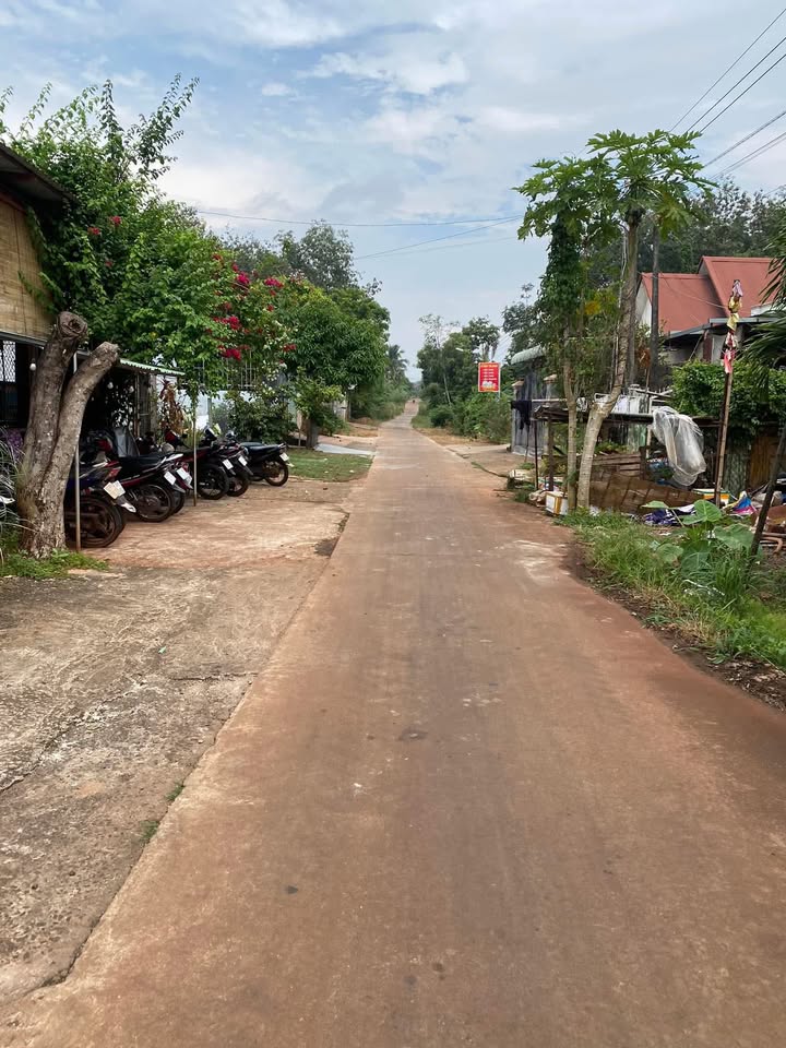 Đất nền Lộc Tấn 400m² giá 700 triệu - Sổ đỏ chính chủ, đầu tư sinh lời!