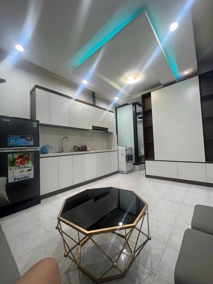 Căn hộ tập thể 50m² tại Thanh Nhàn, Hai Bà Trưng - Giá chỉ 2.2 tỷ VND!