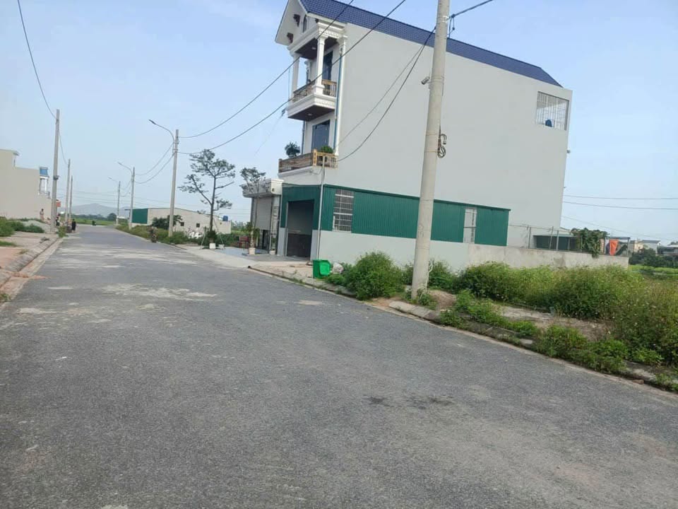 Đất nền Thanh Tân, Thanh Liêm 100m² giá chỉ 1.8 tỷ - Đầu tư sinh lời ngay!