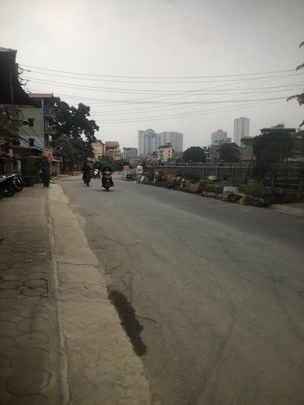 Nhà phố La Khê 90m² giá 6 tỷ - Ô tô đỗ cửa, vị trí đẹp!