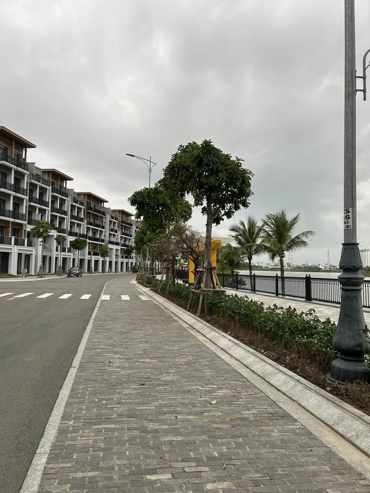 Shophouse 5 tầng Hòa Quý, Ngũ Hành Sơn 105m² giá 15 tỷ - View đảo Kim Cương tuyệt đẹp!