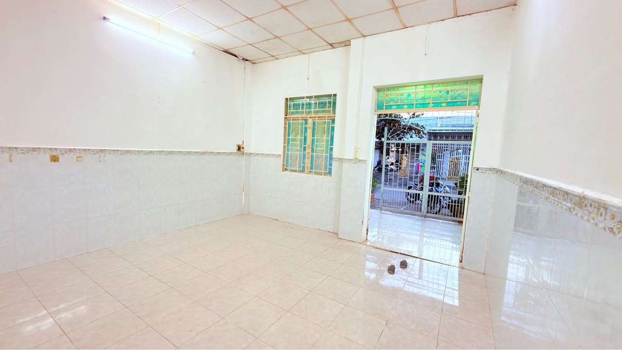 Nhà riêng Vĩnh Quang Rạch Giá 85.5m² giá 1 tỷ - Sổ hồng riêng chính chủ!