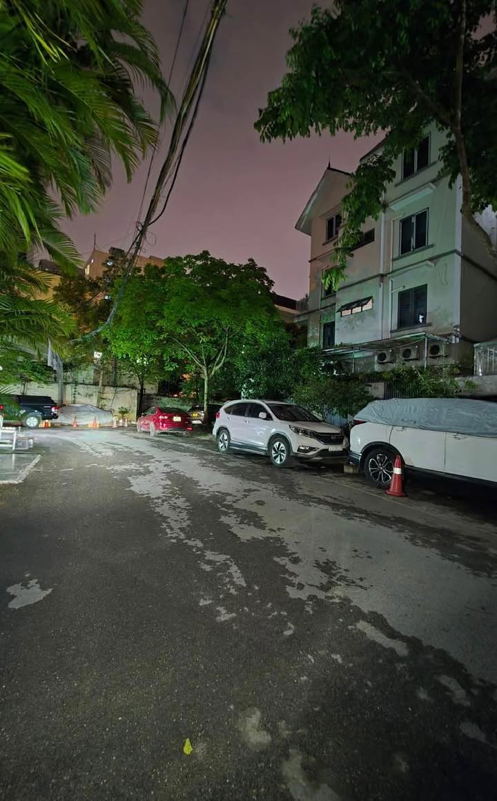 FrontHouse Trần Bình 55m² giá 15 tỷ - Mặt tiền đắc địa, an ninh đảm bảo!