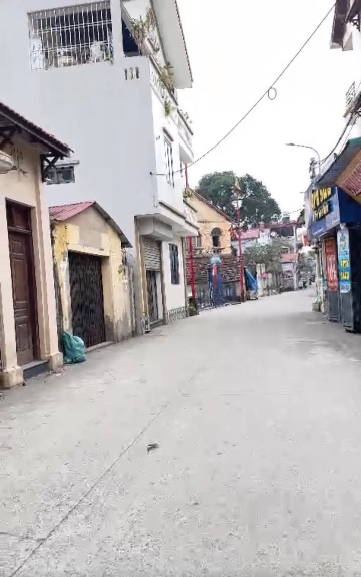 Đất bán Hà Hồi 54m² giá 3 tỷ - Vị trí kinh doanh sầm uất!