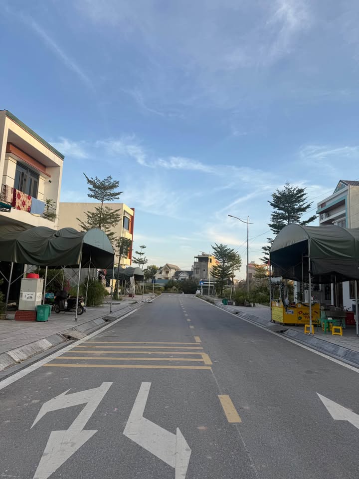 Đất nền Khu 3 - 8 Hải Hoà, Móng Cái, 90-105m² giá từ 2.9 tỷ - Cơ hội đầu tư sinh lời!