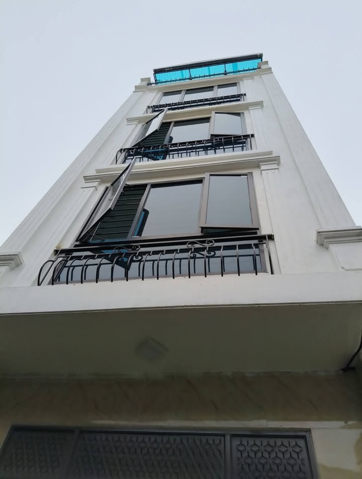 Nhà 5 tầng lô góc Quang Trung 42m² giá 8 tỷ - Đầu tư sinh lời ngay!