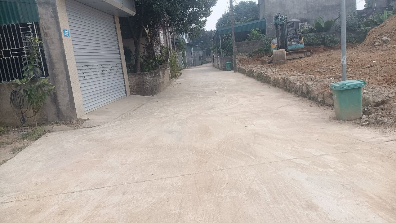 Đất nền Chân Sơn, Yên Sơn 378m² - Sổ đỏ chính chủ, vị trí đắc địa!