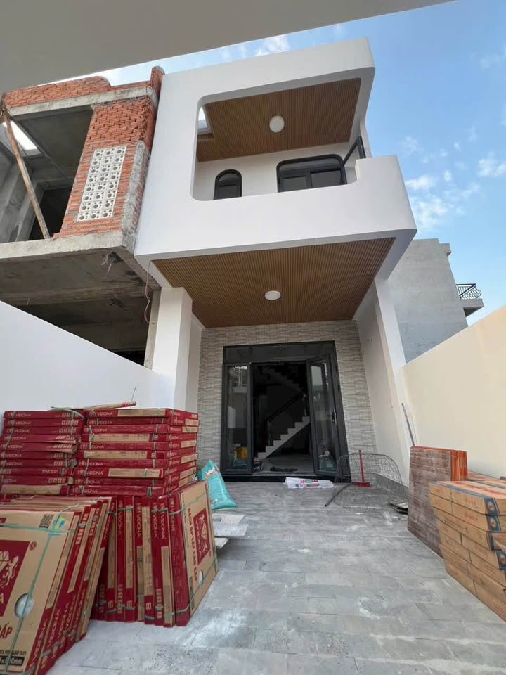 Nhà riêng Thủ Dầu Một 75m² giá 3.1 tỷ - Thiết kế hiện đại, sẵn sàng vào ở!