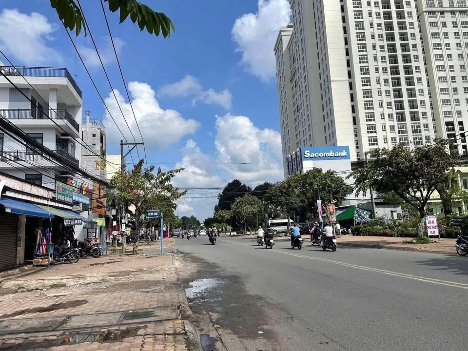 Bán gấp nhà mặt tiền Lê Duẩn Long Thành 184.8m² giá 20 tỷ - Vị trí kinh doanh đỉnh cao!