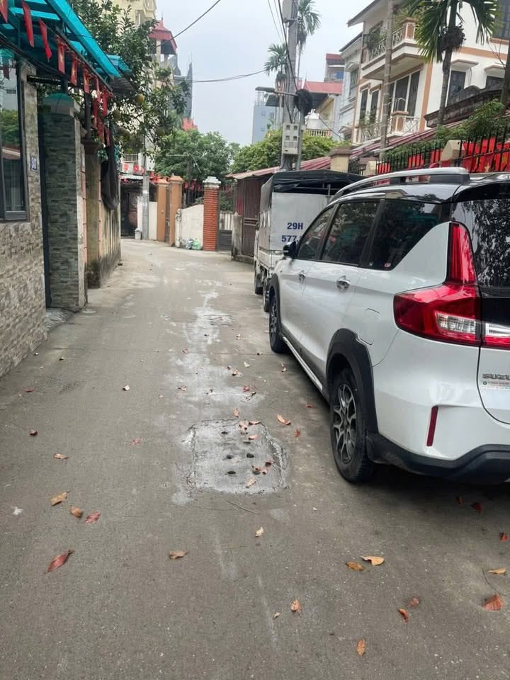 Đất Phú Thượng Tây Hồ 52m² giá 9.99 tỷ - Vị trí đắc địa, ô tô vào tận nơi!