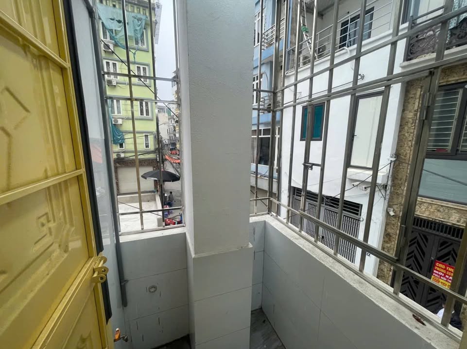 Phòng trọ cho thuê tại ngõ 750 Kim Giang 3,6 triệu - Nội thất đầy đủ, chỉ việc vào ở!