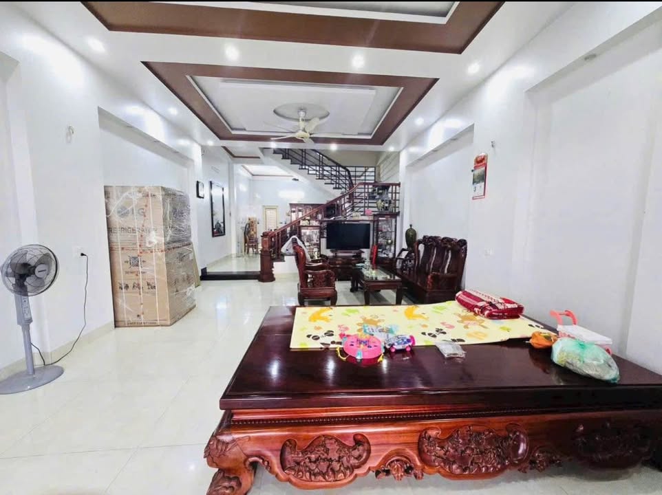 Nhà 2,5 tầng Cam Đường 88m² giá 2.8 tỷ - Chính chủ bán gấp!