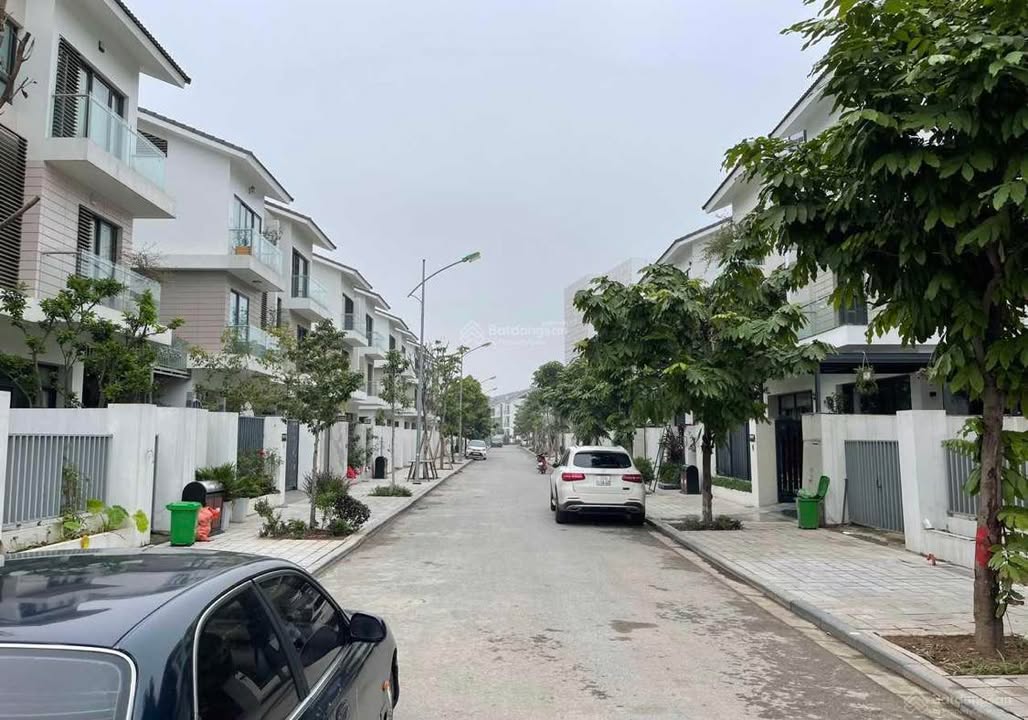 Biệt thự An Vượng Villa Hà Đông 180m² giá 150 triệu - Nhà 3 mặt thoáng, cho thuê ngay!