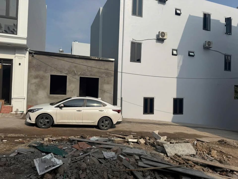 Nhà cấp 4 tại Ngõ Bà Mít, Hạ Long 60m² giá 2.1 tỷ - Đường thông ô tô đỗ cửa!