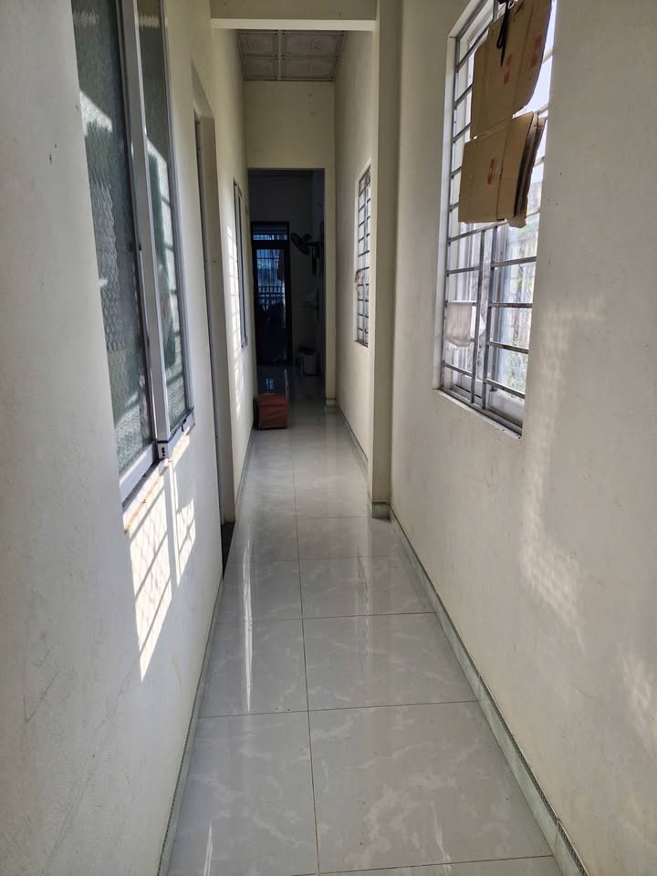 Nhà cấp bốn tổ 9, phường Tô Hiệu, diện tích 100m² giá 700 triệu - Cơ hội sở hữu nhà chính chủ!