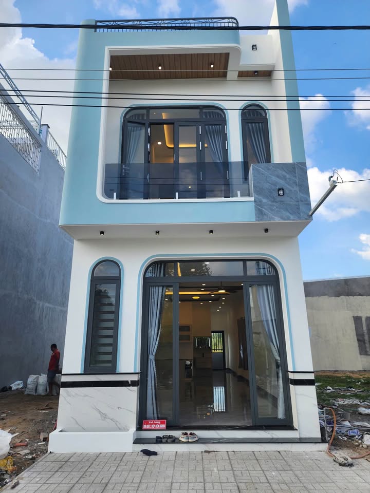 Nhà đẹp 1 trệt 1 lầu tại Khu Tây Đại Học, Mỹ Phước 63m² - Giá chỉ 2 tỷ