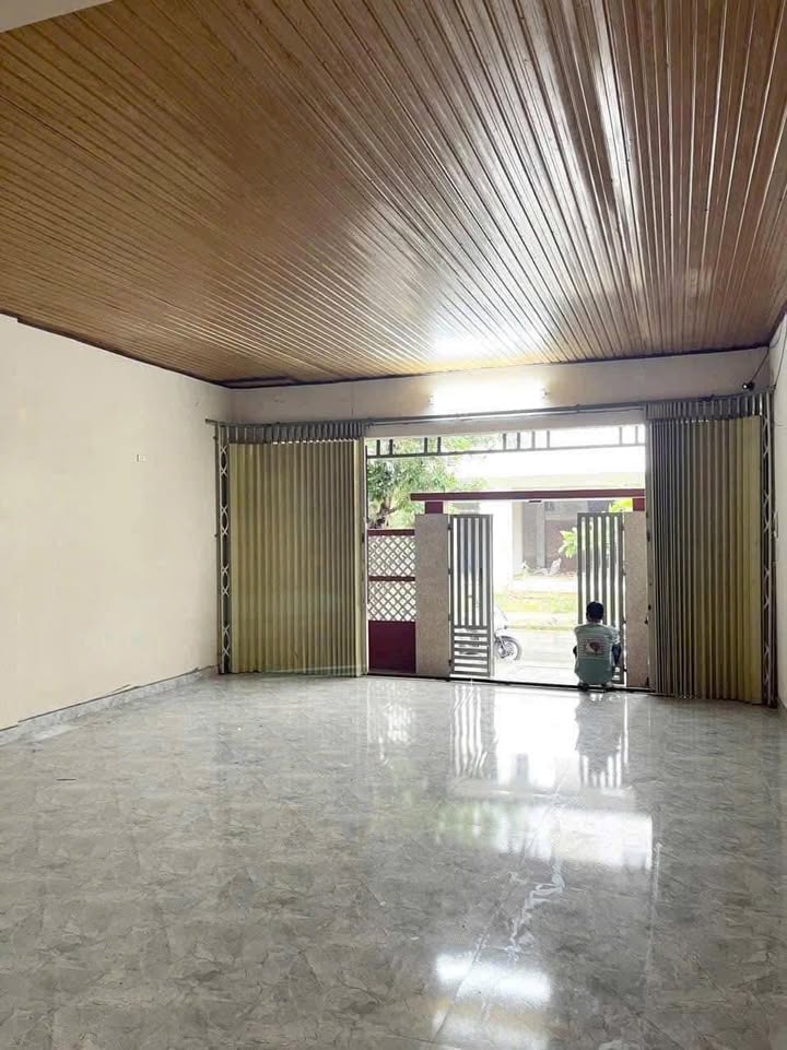 Nhà cho thuê đường Âu Lạc, Thủy An 108m² - Tiện lợi cho ở và làm văn phòng!