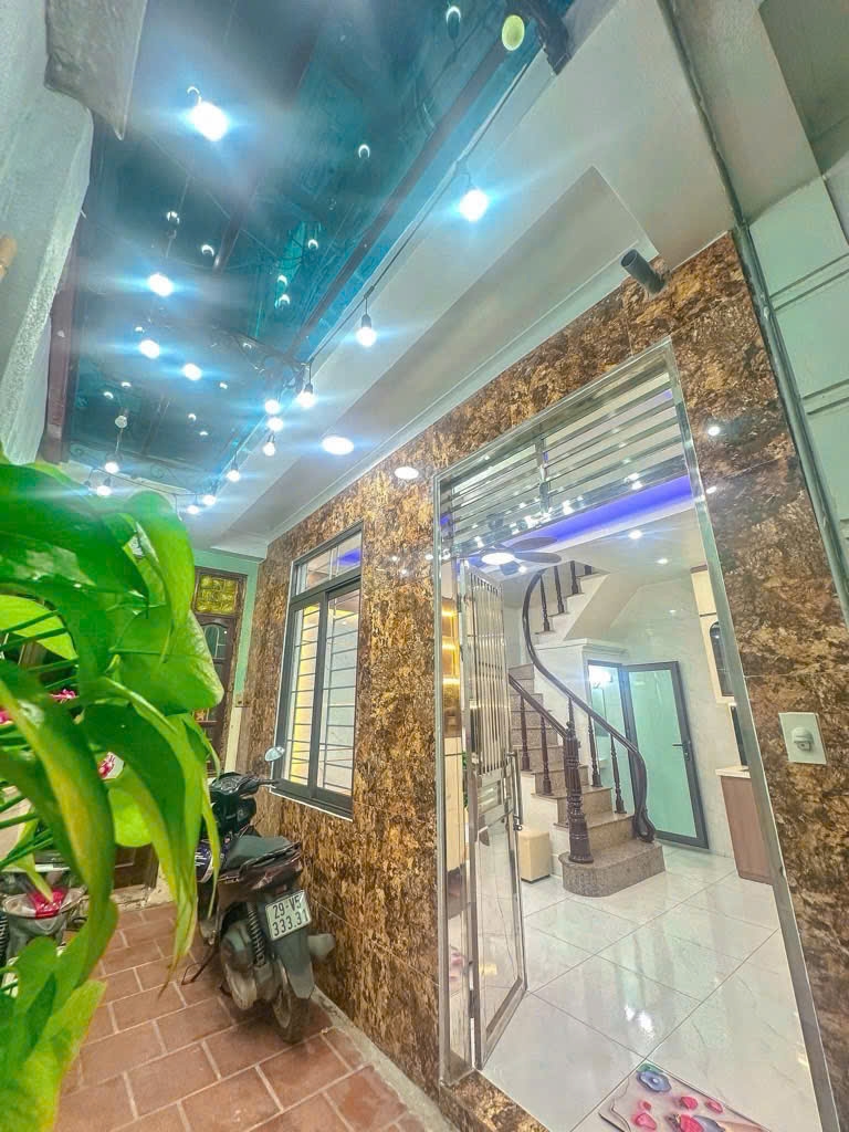 Nhà ngõ Gốc Đề, Minh Khai 30m² giá 695 triệu - Vị trí đẹp, sẵn sàng ở ngay!