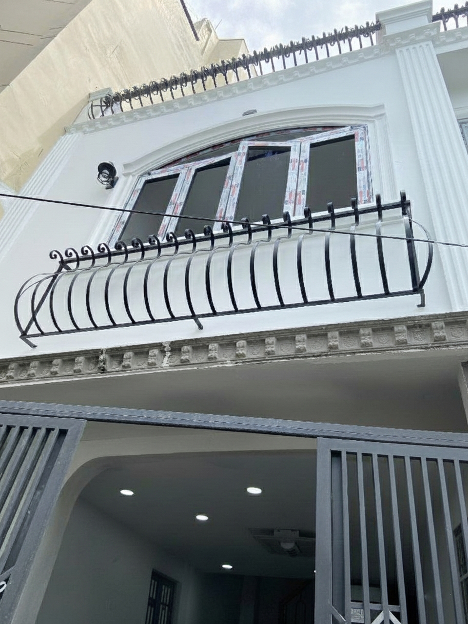 Nhà phố Gò Vấp 29m² giá 3.99 tỷ - Lô góc, full nội thất