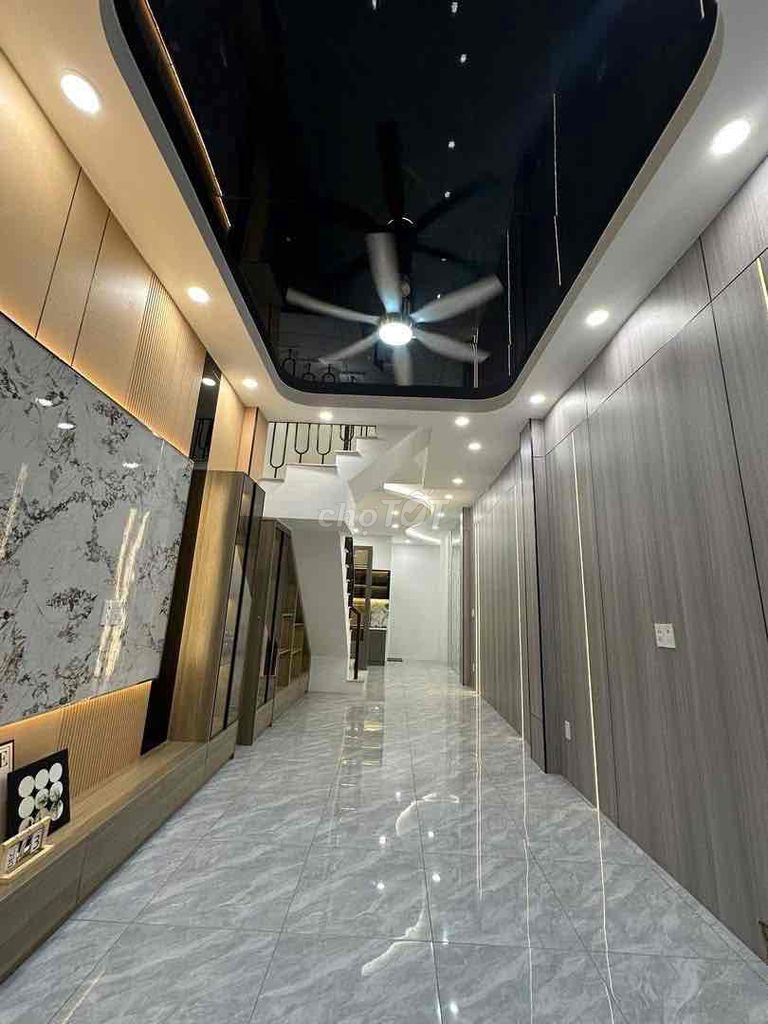 Nhà xây mới 4 tầng tại đường Âu Dương Lân, Quận 8, 130m² giá 6,99 tỷ - Thiết kế hiện đại, sẵn sàng ở ngay!