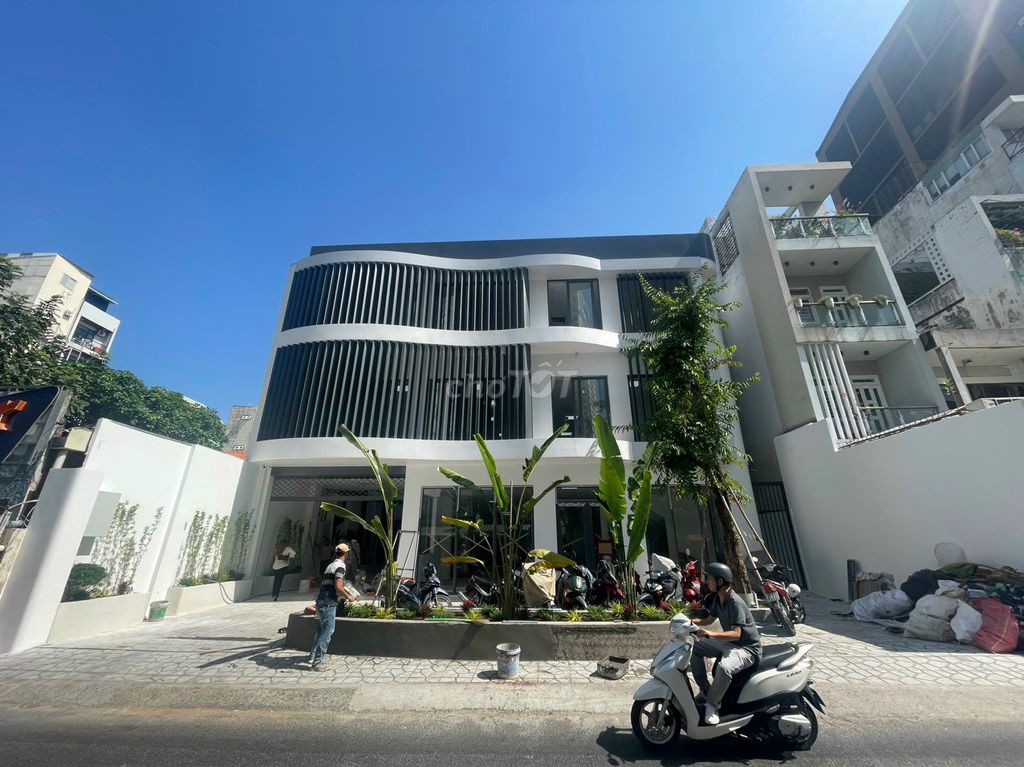 Nhà Mặt Tiền Đường Tú Xương Quận 3 Diện tích 450m² - Kinh doanh ngay!