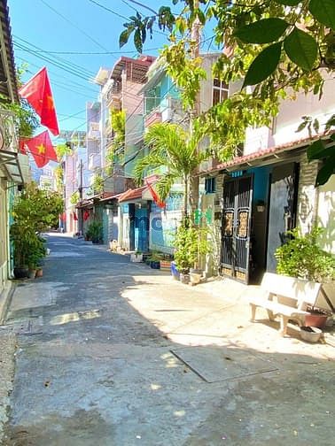 Nhà phố K300, Tân Bình 70m² giá 8.7 tỷ - Đầu tư sinh lời ngay!