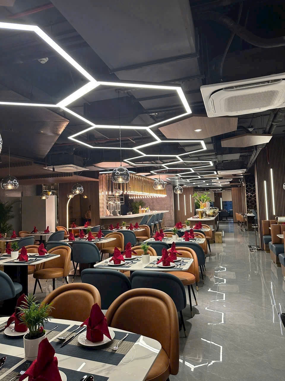 Căn hộ 2PN mặt tiền khu thương mại Dĩ An 56m² giá 2.85 tỷ - Đầu tư sinh lời hấp dẫn!