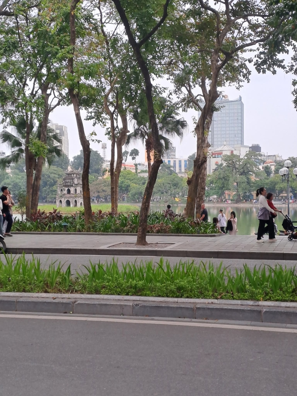 Nhà mặt phố Nguyễn Du 43m² giá 24 tỷ - Kinh doanh đỉnh cao với dòng tiền 20 triệu/tháng!