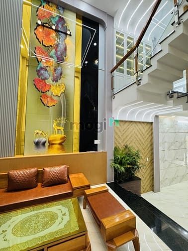 Nhà 5 Tầng Tây Lân 222m² giá 6.4 tỷ - Full nội thất, gara ô tô!