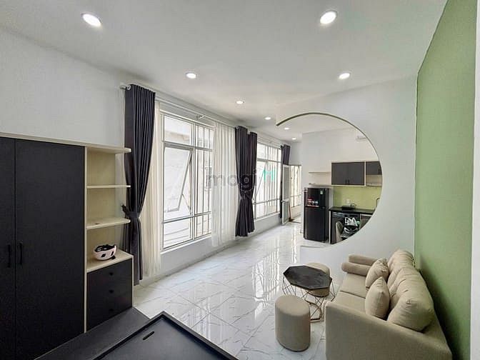 Căn hộ tách bếp 30m² Quận Tân Bình giá 8.5 triệu - Gần sân bay, thoáng mát