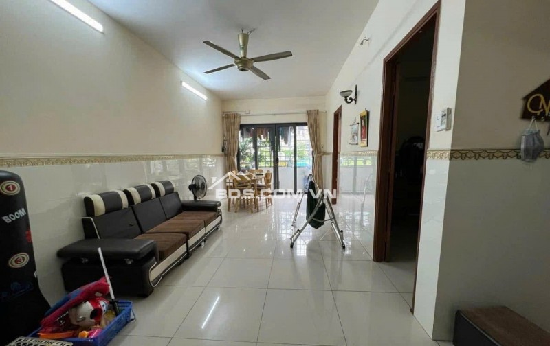 Căn hộ Võ Thị Sáu P6, Quận 3: 95m², 2 phòng ngủ tiện nghi, giá 10.5 triệu/tháng!
