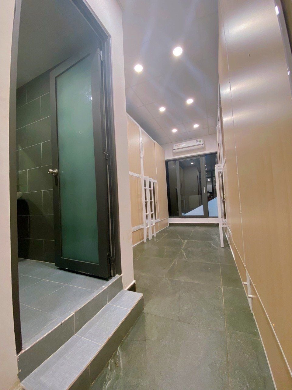 Nhà riêng 5 tầng đường Chu Văn An 72m² giá 13 tỷ - Phong thủy tốt, tiện nghi đầy đủ!