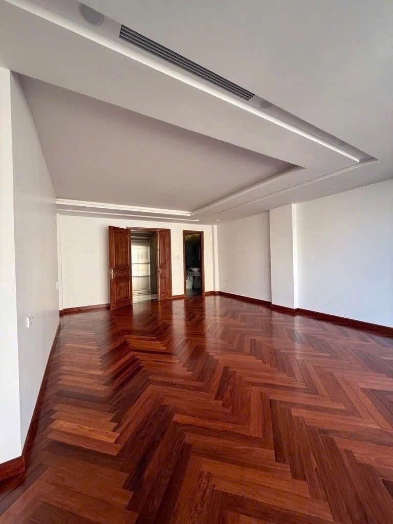 Nhà mặt phố Nguyễn Chánh, Cầu Giấy 71m² giá 38 tỷ - Thang máy, kinh doanh đỉnh cao!