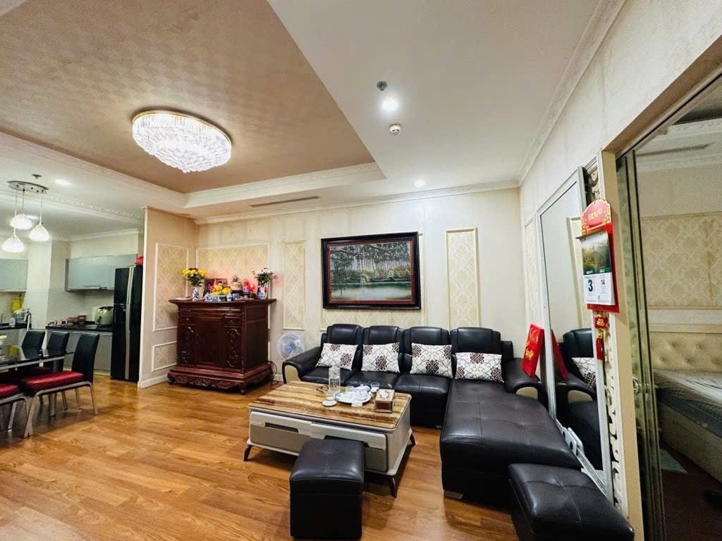 Căn hộ cao cấp Tân Hoàng Minh Hoàng Cầu 126m² giá 17 tỷ - Thiết kế sang trọng, tiện nghi đẳng cấp!