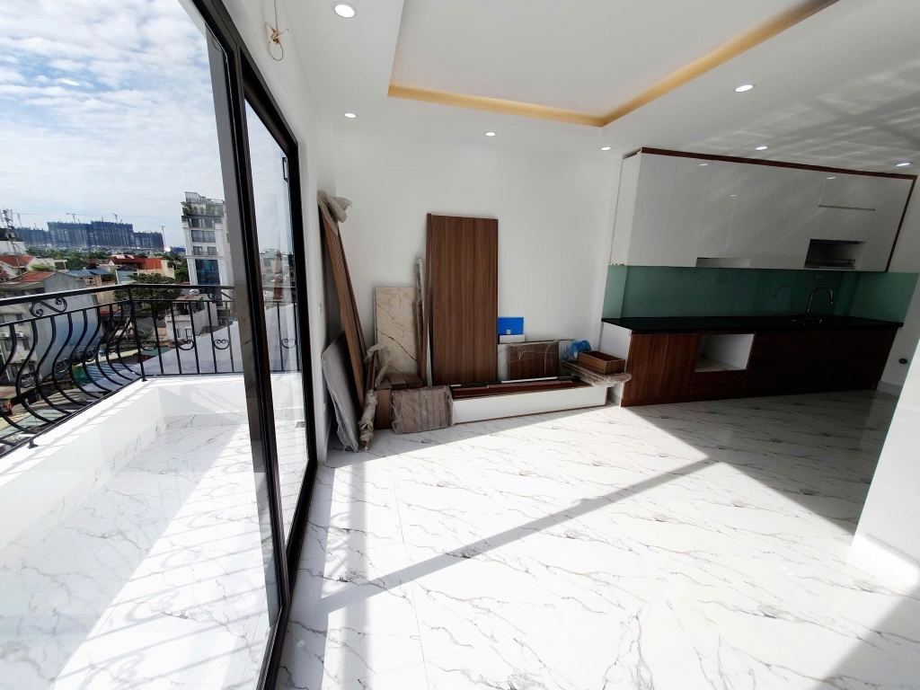 Nhà phố Phó Đức Chính, Ba Đình - 40m², 11.45 tỷ - Ô tô đỗ cửa, thang máy hiện đại!