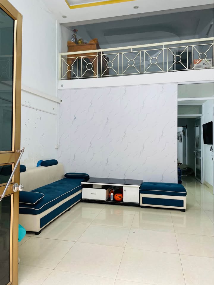 Nhà cấp 4 Kim Tân, Lào Cai 80m² giá 2.84 tỷ - Mặt tiền thoáng đãng, giao thông thuận tiện!