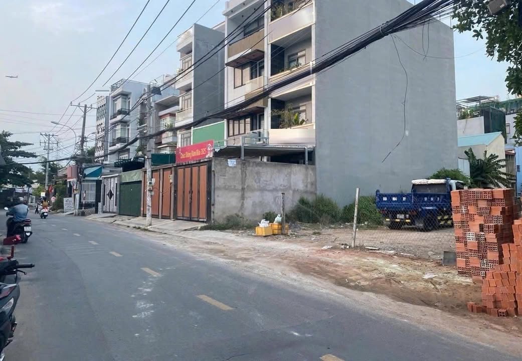 Đất mặt tiền đường số 11, Trường Thọ 105m² giá 9 tỷ - Tiềm năng đầu tư hấp dẫn!