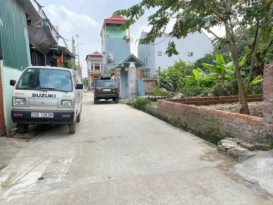 Lô đất thổ cư Đông Anh 90m² giá 700 triệu - Tiềm năng đầu tư lớn!