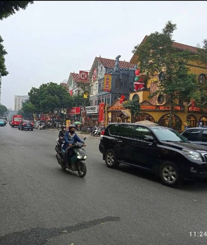 Bán gấp nhà 4 tầng mặt tiền rộng Làng Việt Kiều Châu Âu 86m² - Kinh doanh sầm uất!