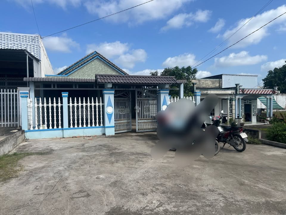 Nhà mặt tiền Quốc lộ Nam Sông Hậu, Vĩnh Châu, 310m² giá 3.8 tỷ - Đầu tư sinh lời ngay!