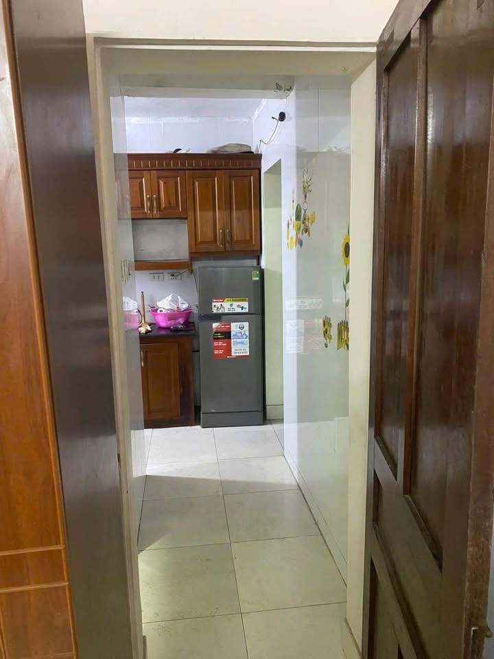 Nhà cho thuê KTT Đồng Xa, Cầu Giấy 100m² giá 10 triệu - Phù hợp hộ gia đình!