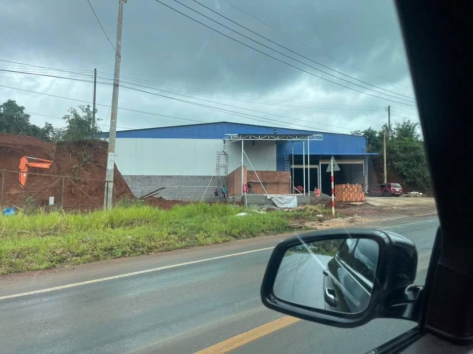 Đất mặt Quốc Lộ 14, Thôn 8 Nhân Cơ 1000m² giá 2.4 tỷ - Cần bán gấp!