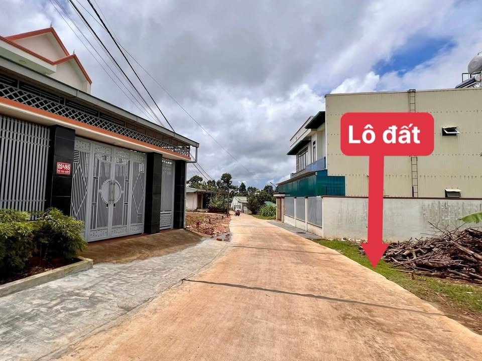 Đất nền chính chủ Hẻm 85 Võ Văn Kiệt, Yên Thế, 300m² giá 1.9 tỷ - Cơ hội đầu tư hấp dẫn!