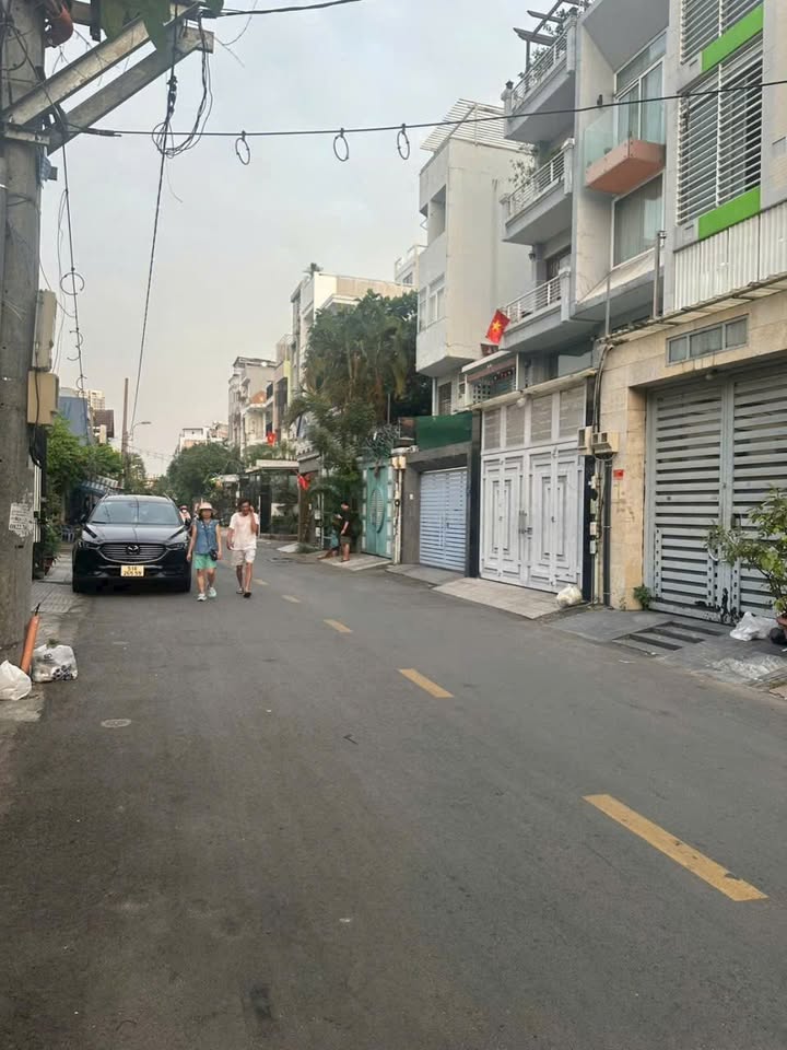 Nhà 4 Tầng Hẻm Nhựa 8m Đường 3/2 Quận 10 Giá 17 Tỷ - Đầu Tư Sinh Lời!