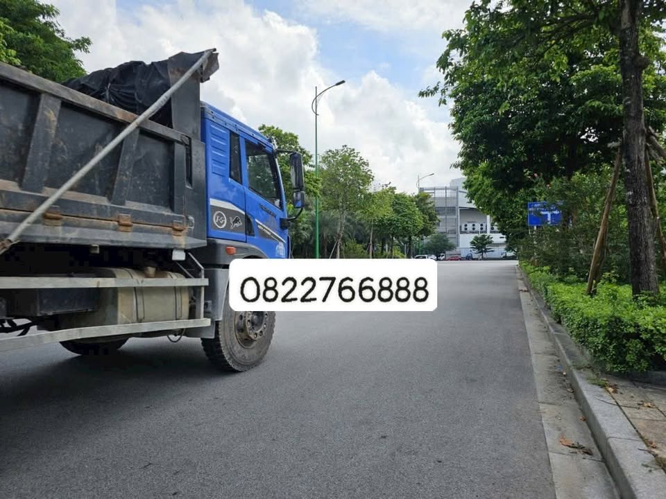 Đất nền Ngọc Thụy 40m² giá 8 tỷ - Vị trí đẹp, đầu tư sinh lời!